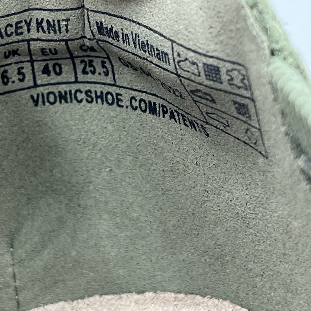 Vionic Army Green Wedge Size 9 - Picture 10 of 16
